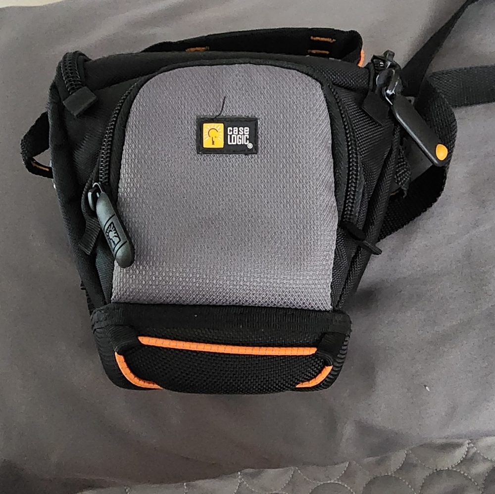 Camera Bag - Picture 2 of 7